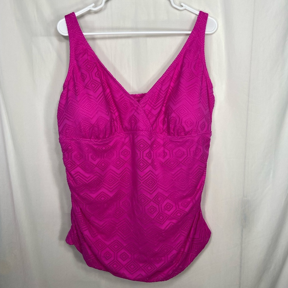 NEW Apt. 9 women’s hot bright pink lace lined adjustable strap swim top beach 3X